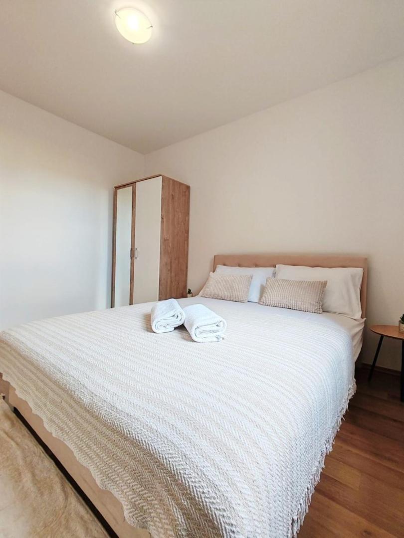 Apartments Amare เนอุม ภายนอก รูปภาพ