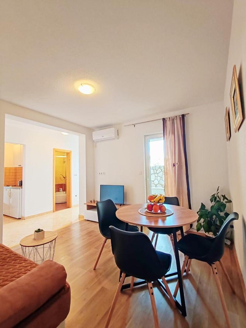Apartments Amare เนอุม ภายนอก รูปภาพ